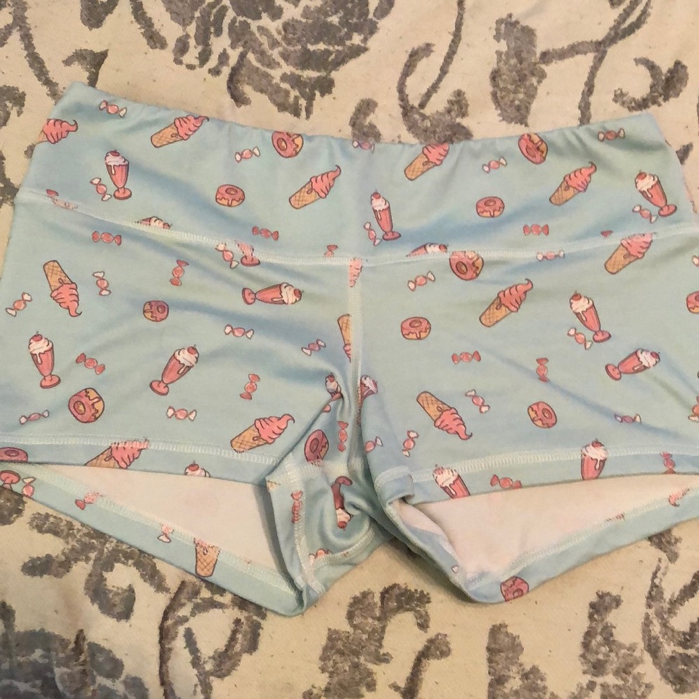 Fleo limited edition shorts